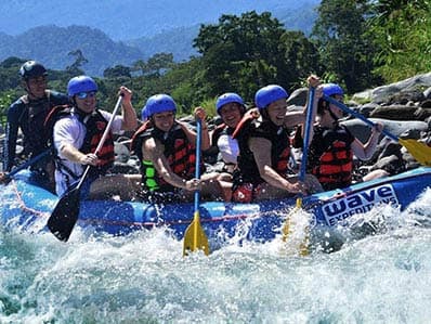 Río Balsa Whitewater Rafting (Class III–IV) - Image 1
